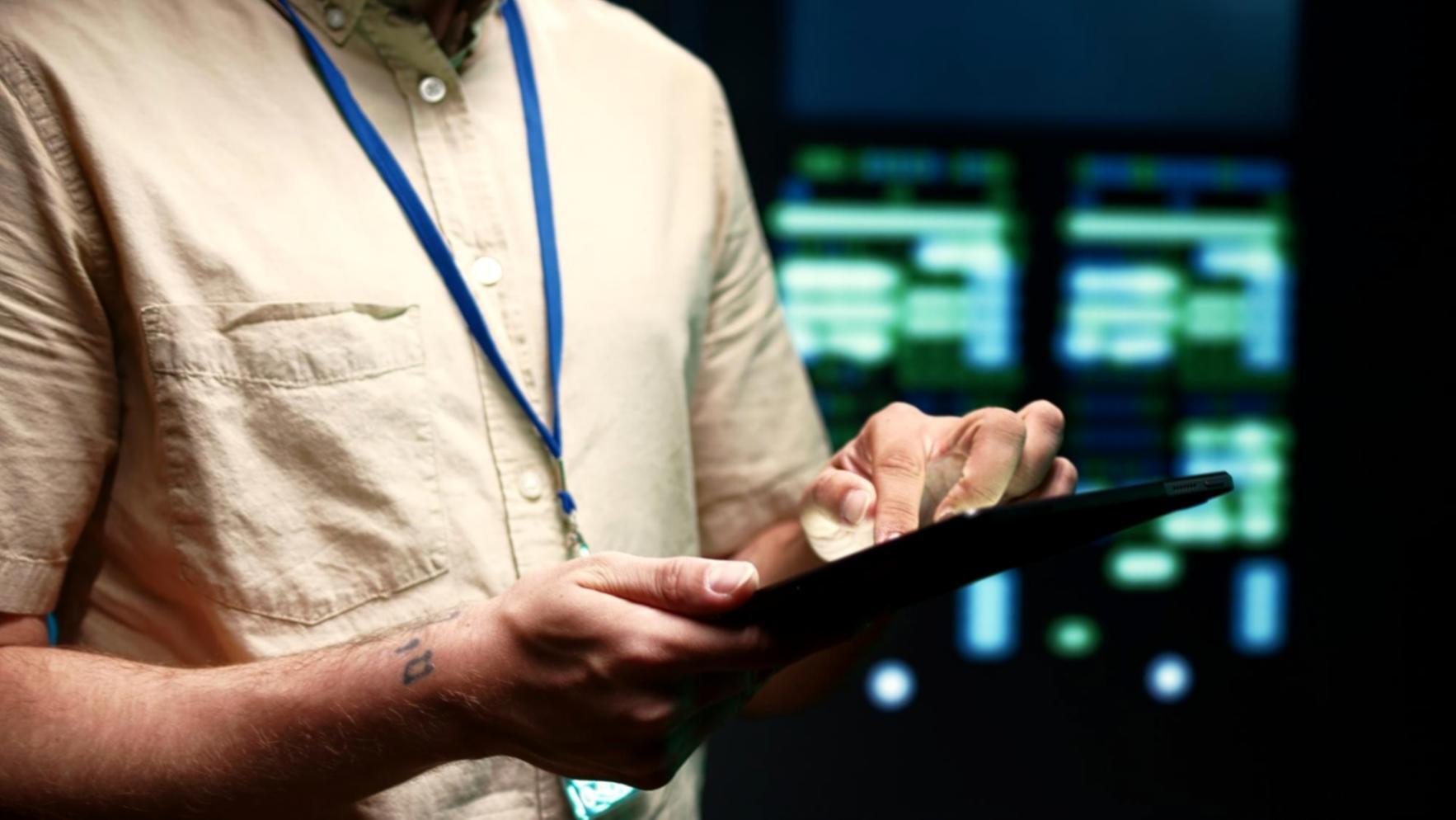 Financial Analyst Fixed Variance Reporting After Dashboard Showed Wrong Comparisons