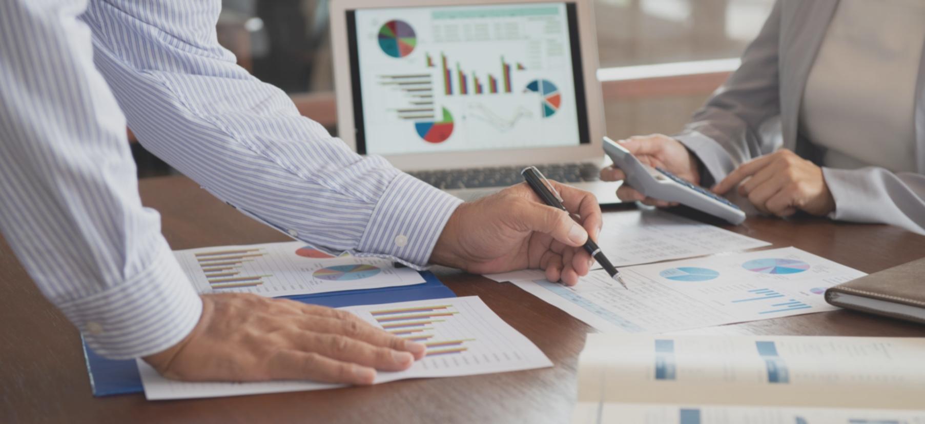 Financial data visualization workspace